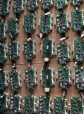 FS400R07A1E338。英飞凌模块，[议]