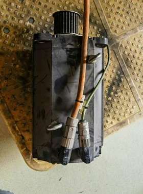 贝加莱伺服电机8LSA75.R0015D104-0【议】