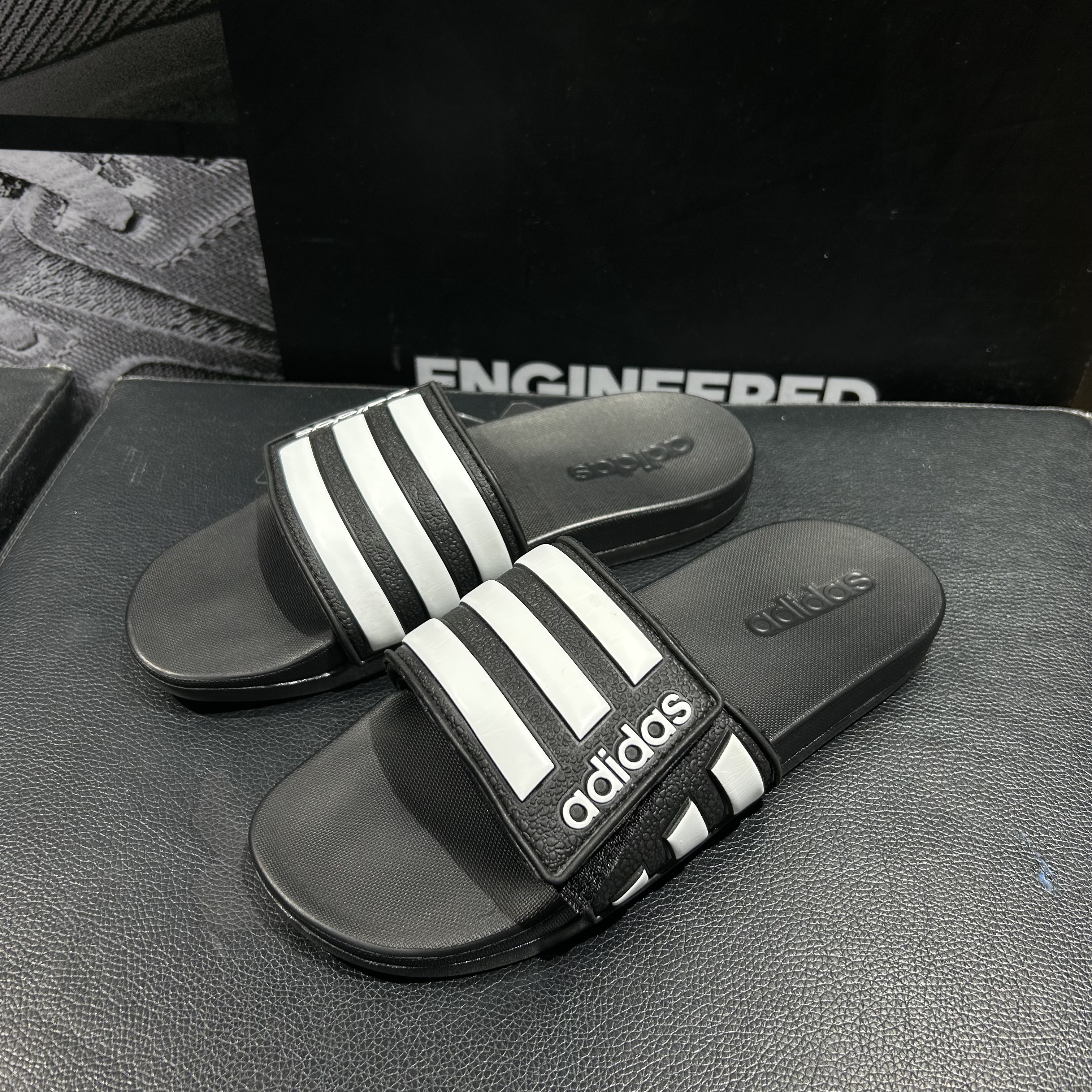 Adidas/阿迪达斯大童男女同款运动休闲凉拖沙滩鞋一字拖鞋EG1978