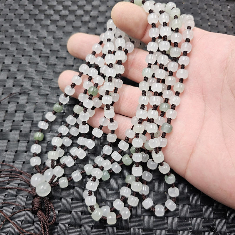 天山翠老型珠玉石挂件绳