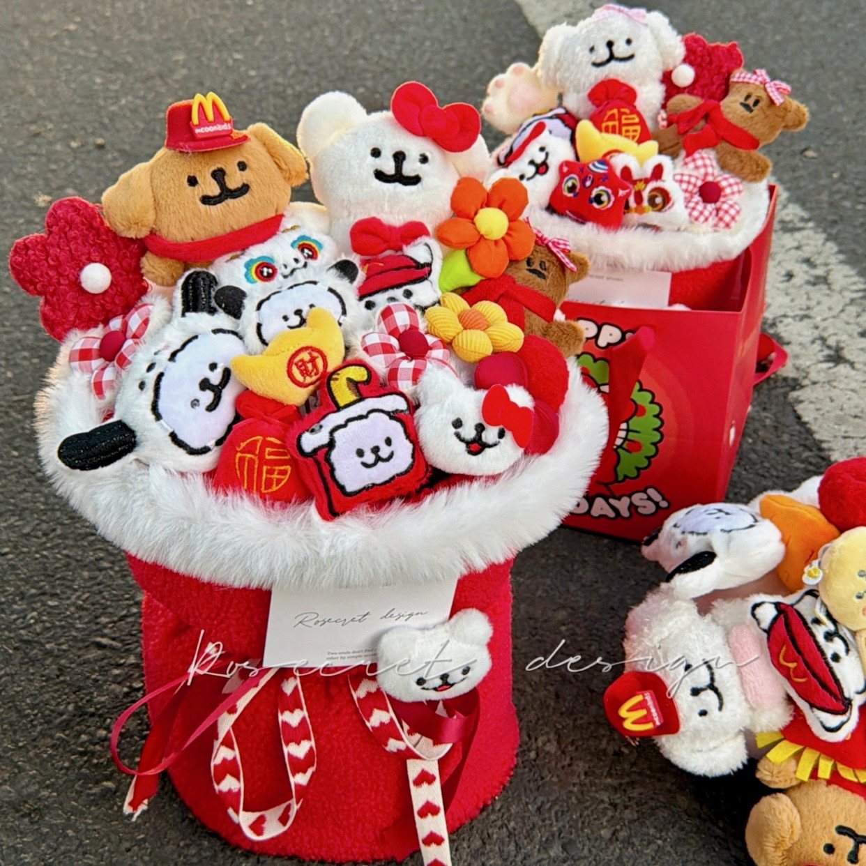 线条小狗治愈玩偶花束卡通生日礼物女友新年送男生创意礼品情人节,鲜花速递/花卉仿真/绿植园艺,卡通花,淘宝优惠券,粉丝福利购,淘宝优惠卷