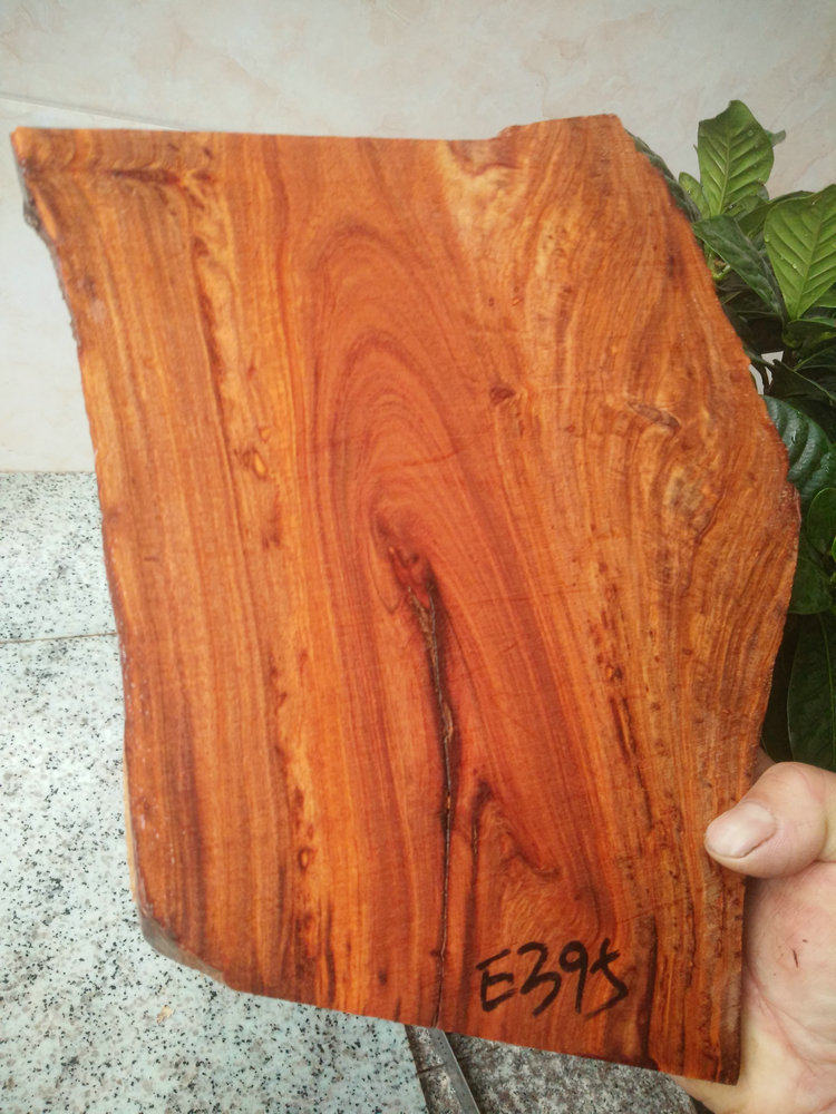 e395赞比亚血檀 红木小料diy手工把件料 随形料 芝麻花纹理料