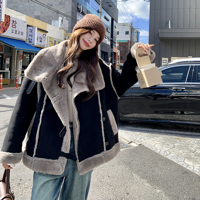 美式复古黑色皮毛一体机车服女冬季新款韩版宽松加厚羊羔毛外套潮，女装皮草，浙宝178