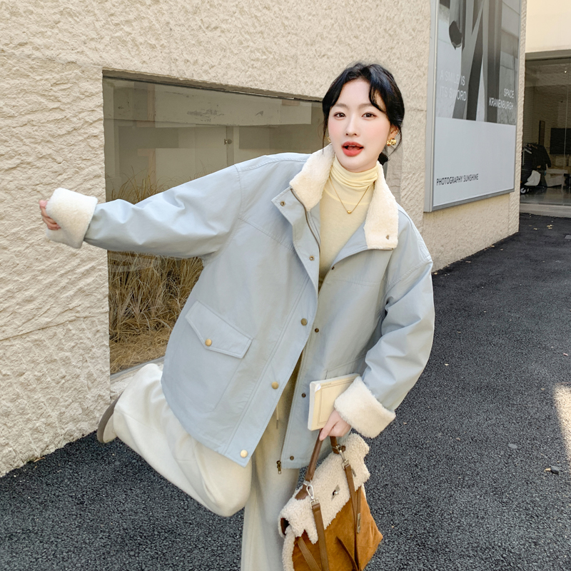 蓝色工装羊羔毛领羽绒服女秋冬新款加厚小个子50白鸭绒爆款外套，女装羽绒服，浙宝178