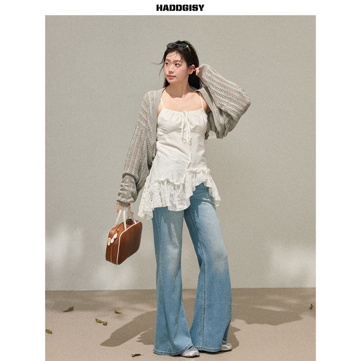 曾小咸大码女装 韩系微胖妹妹mm不规则白色吊带上衣罩衫秋冬套装