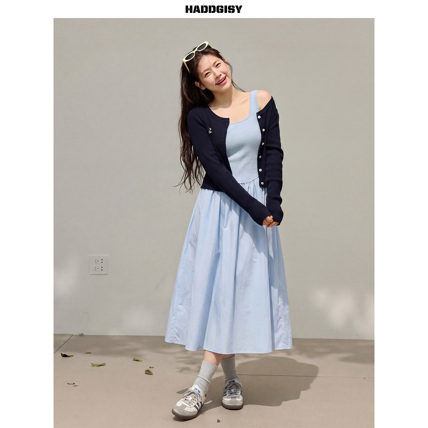 曾小咸大码女装“心动信号”蓝色吊带连衣裙配针织开衫胖mm显瘦春