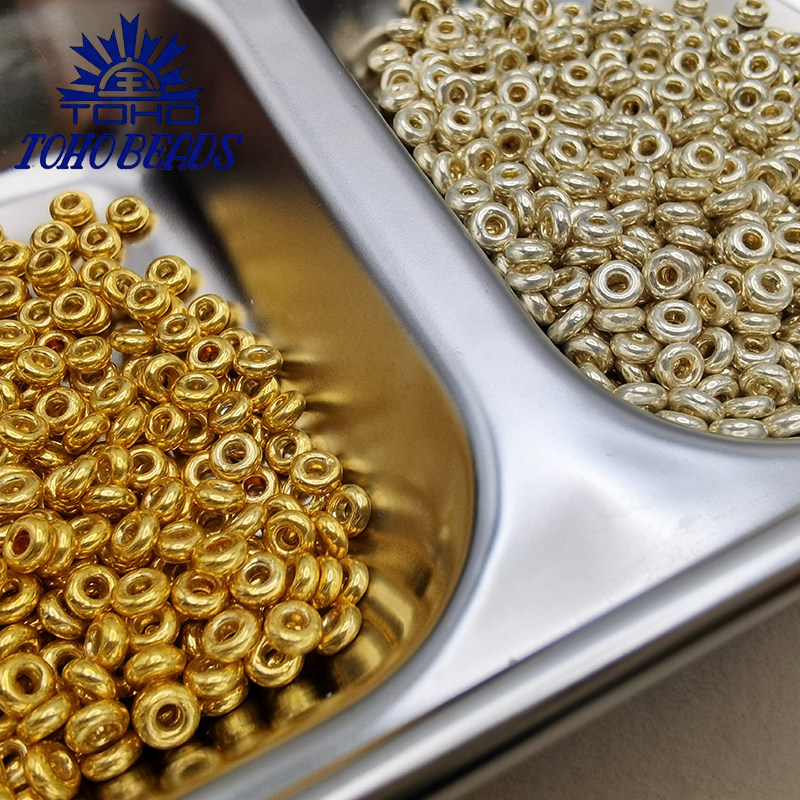 日本TOHO东宝甜甜圈2/3/4mm车轮珠米珠PF557/PF558高保色隔珠串珠