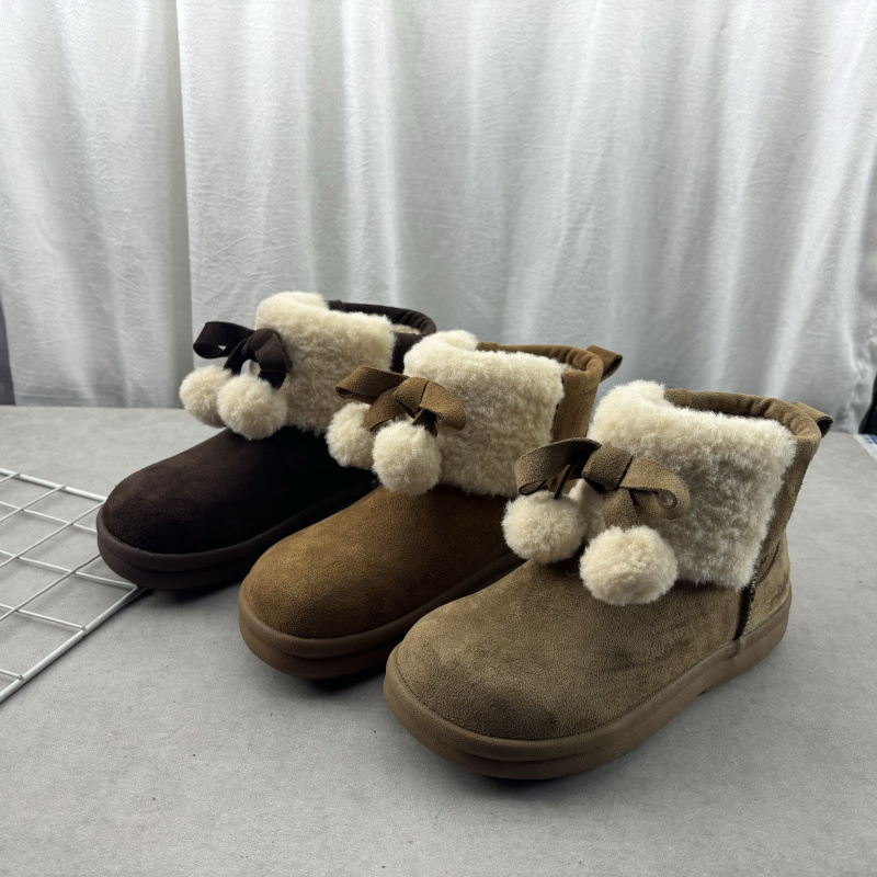 工厂处理2025年冬季新款圆头平底舒适加绒休闲保暖套脚雪地靴女棉
