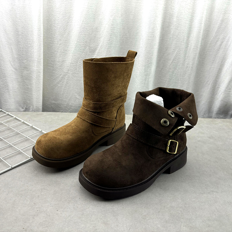 工厂处理2025年秋冬季新款圆头方跟舒适百搭套脚搭扣马丁靴女靴