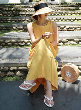 芒果黄连衣裙女韩版过膝长款无袖学生宽松大码背带娃娃棉麻连衣裙