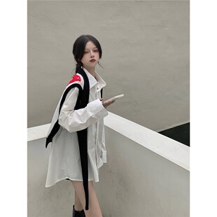 春秋套装女新款小众针织马甲女宽松无袖外搭披肩+长袖衬衫两件套