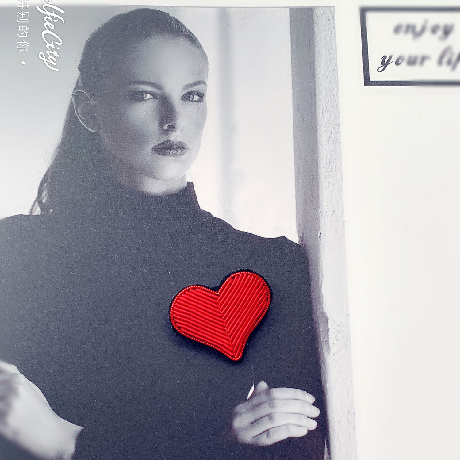 春晚同款婚纱照心法国设计手工刺绣时尚造型潮品创意爱心胸针红心