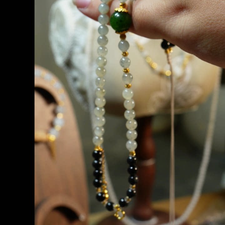 墨玉青花项链