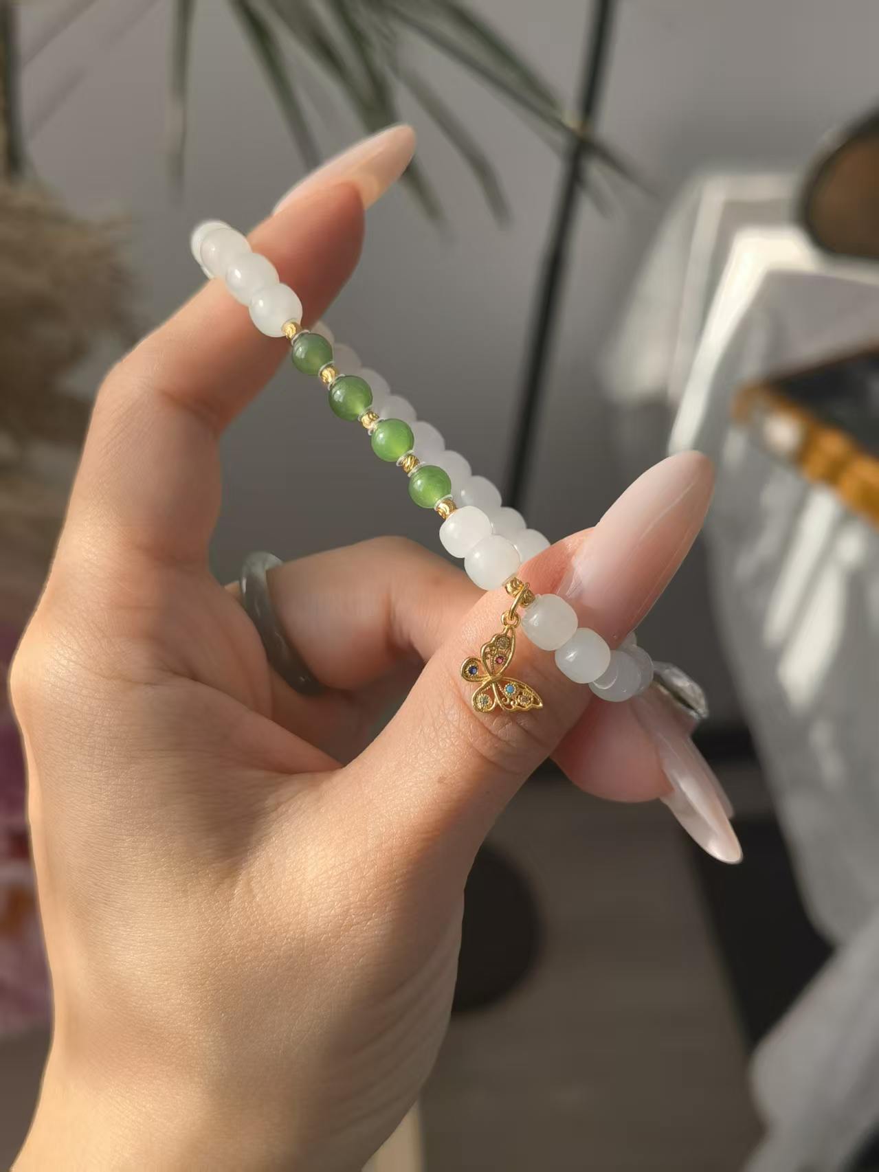 M1698 羊脂白碧玉手串