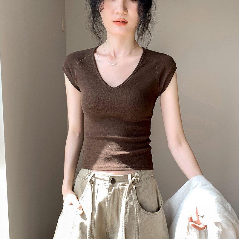 正肩V领短袖T恤女2026新款修身显瘦插肩袖百搭纯色上衣夏季潮