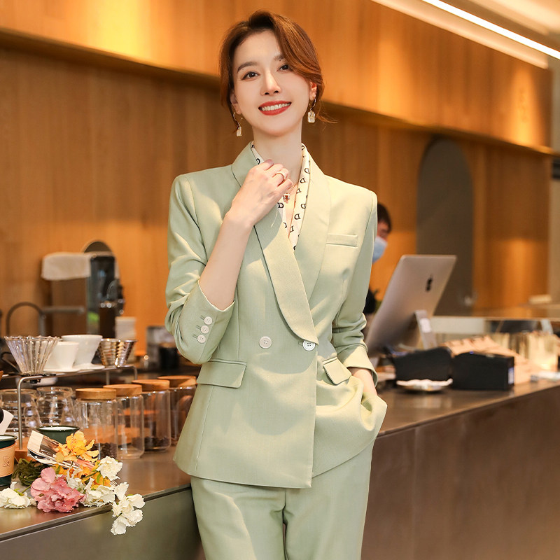 诗璐雅气质时尚浅绿色西装外套女春秋高级感洋气减龄长袖西服上衣