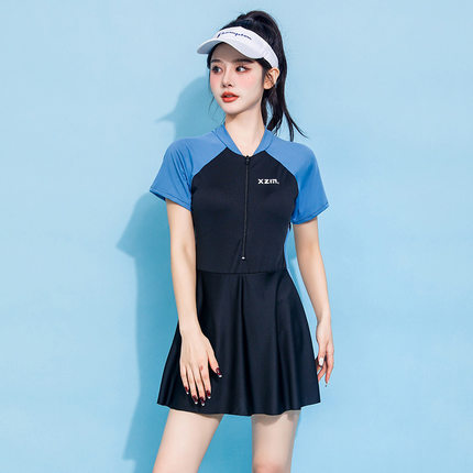 初中高中泳衣女款学生胖MM显瘦裙式运动泳装泡温泉度假游泳衣