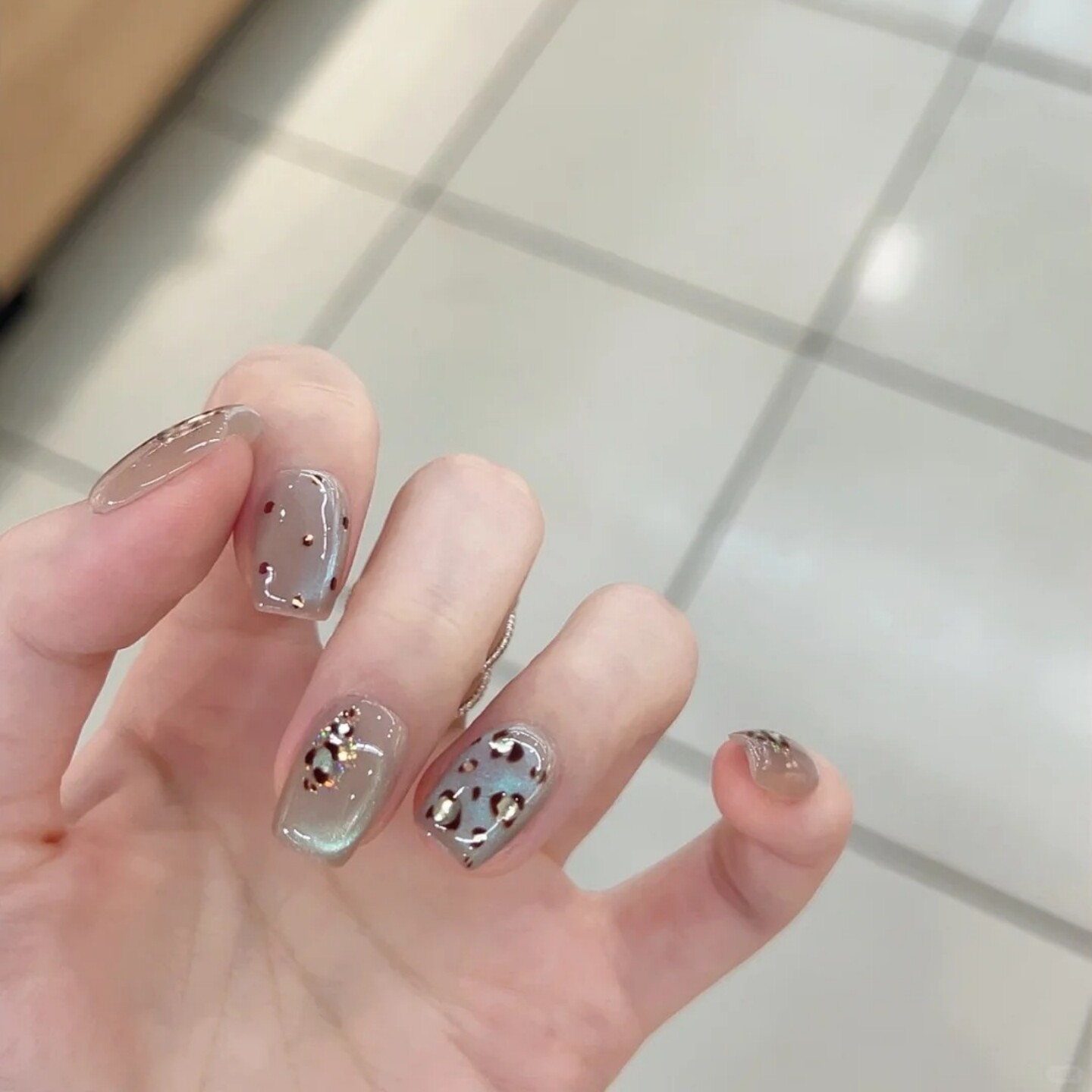 冰透美甲穿戴甲短款猫眼豹纹温柔