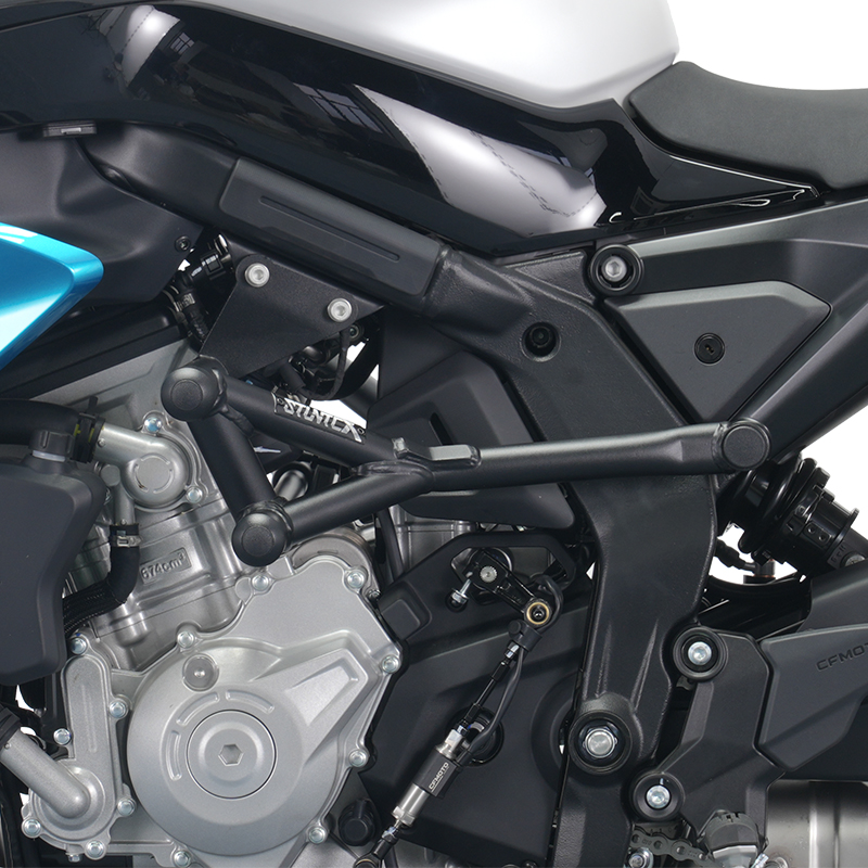 护杠适配春风CFMOTO675NK保险杠摩托车防摔改装件司当克斯