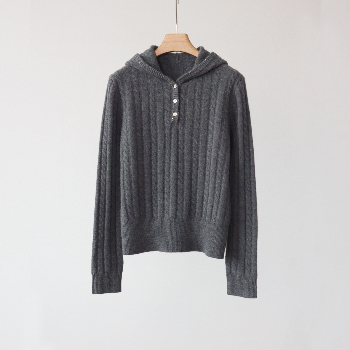 尾棉羊毛连帽麻花套头半开领针织