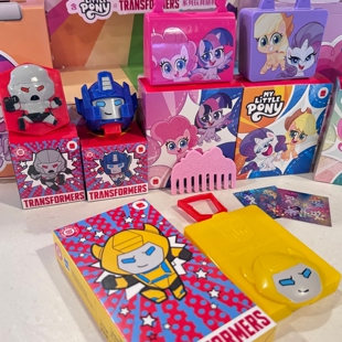 2026麦当劳小马宝莉变形金刚玩具碧琪紫悦柔柔公仔卡通便签贴纸