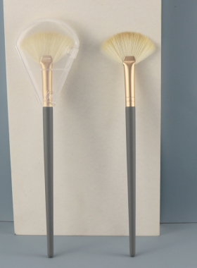 扇形高光刷一支装  修容刷扫粉腮红刷超柔软沧州化妆刷防尘送盖子