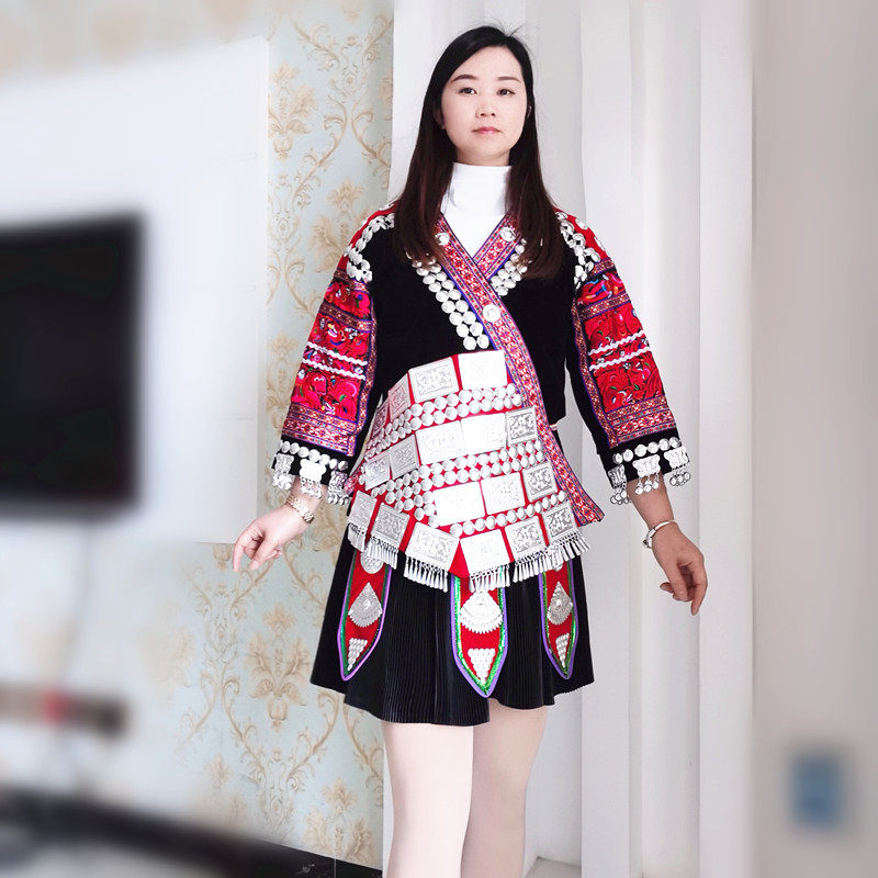 2020新款苗族侗族女装演出服舞台装民族舞蹈服少数民族服饰艺术古