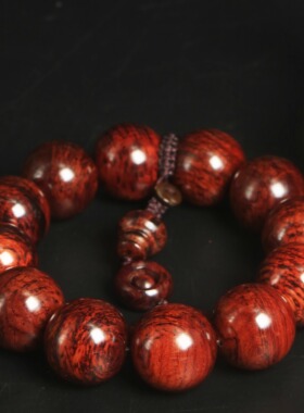 海南红降花梨公高货满芝麻点2.0手串，约63g，Z4335