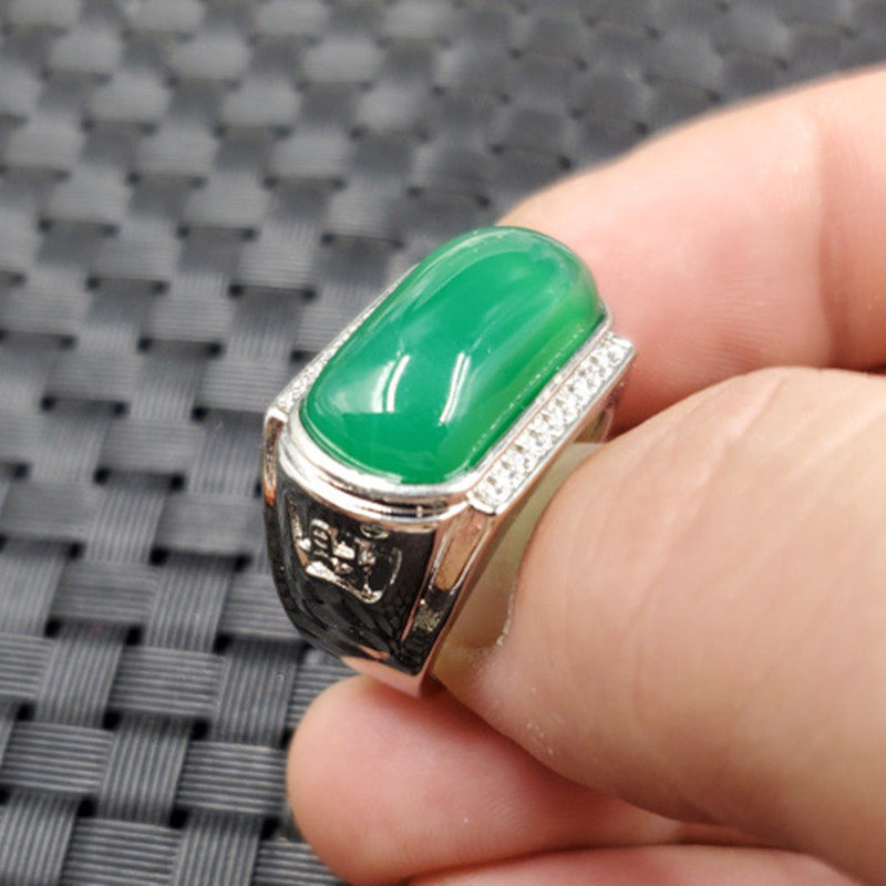玉石戒指冰种绿玉髓马鞍戒指碧绿色玉髓戒指活口戒指玉戒指玉指环,珠宝/钻石/翡翠,手饰,淘宝优惠券,粉丝福利购,淘宝优惠卷