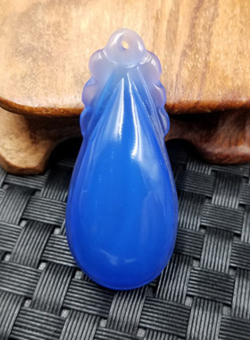 新款精美冰种蓝色玉髓水滴挂件玉髓玛瑙双龙水滴吊坠饰品项链坠