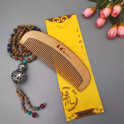 正品春妮梳子天然桃木木梳子 按摩防静电梳 精品木梳 梳子美发梳