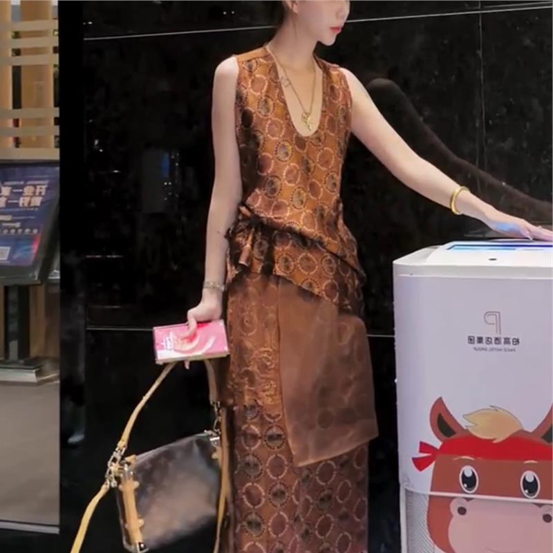 新中式复古国风马甲套装女2026新品印花唐装马夹宽松半身裙两件套