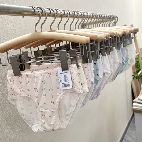 2025小黑托昵棉三角内裤莫代尔