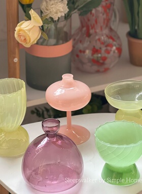 迷你｜迷你彩色透明玻璃花瓶 小尺寸喷色的 床头柜插花摆件