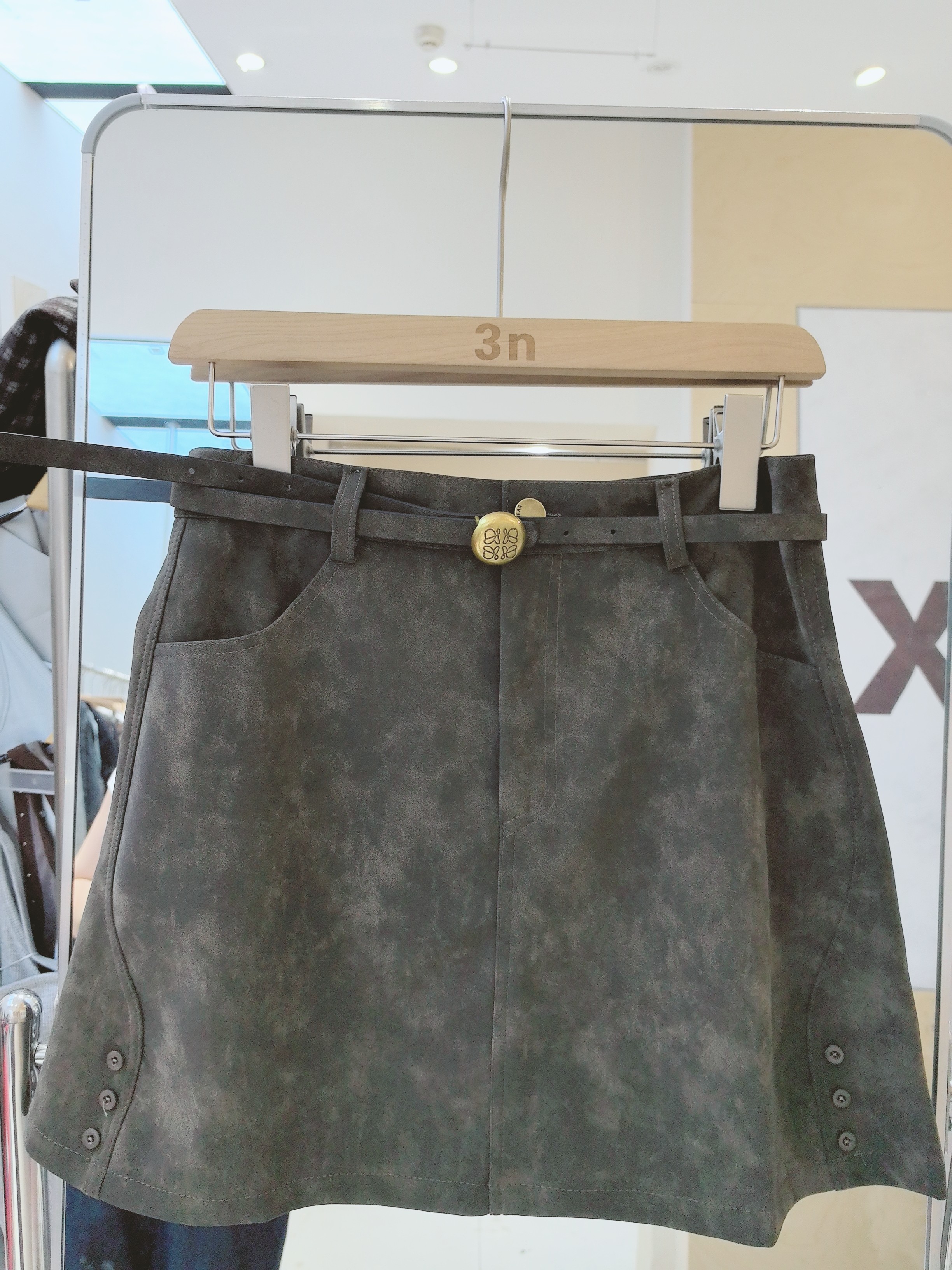 3NUX2026秋新款显瘦高品质休闲短裙休闲裙子A字裙图片