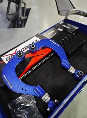 台湾哈瑞斯HARDRACE适配丰田塞纳赛那XL40后倾角可调拉杆顶吧加强