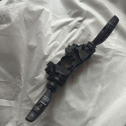 包邮众泰Z700大灯转向组合开关 大灯喷水雨刷雨刮开关组合开关