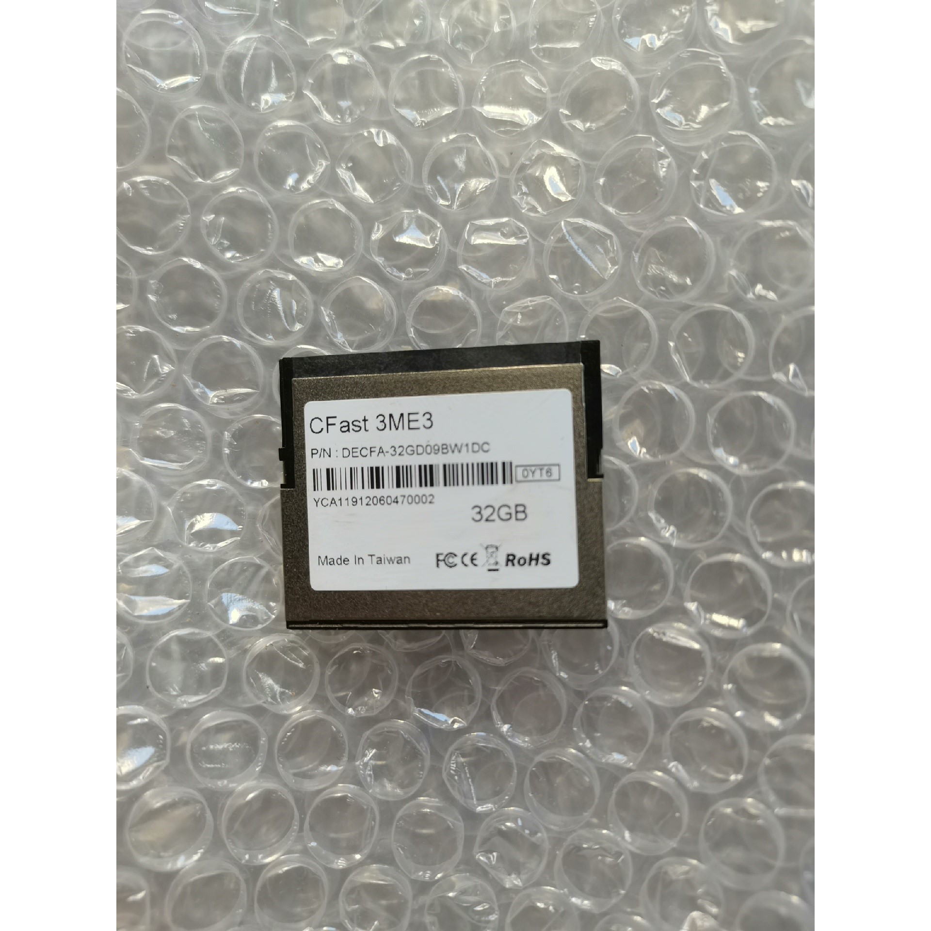 维修销售工业级存储卡:CFast  3ME3详询