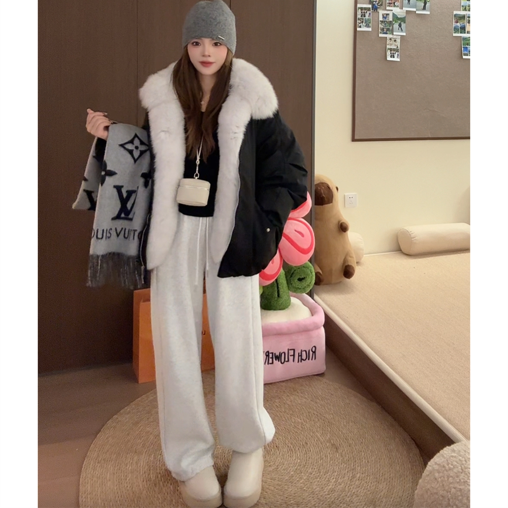 连襟毛领拉链侧兜羽绒服外套