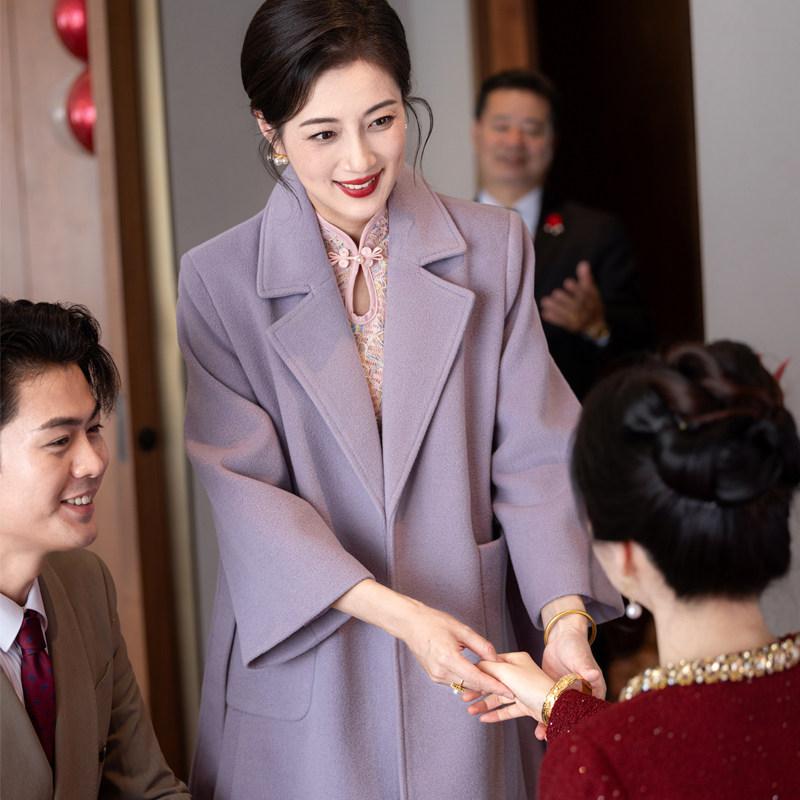 喜妈妈时尚气质婚宴礼服酒红羊毛呢大衣喜婆婆外套高级感秋冬新款