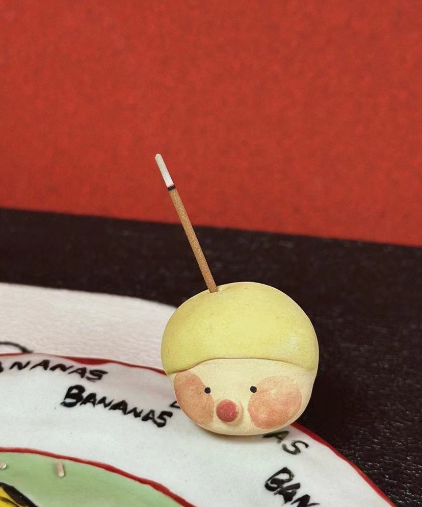 原创手捏小香插陶瓷人物小摆件每一件都是手捏