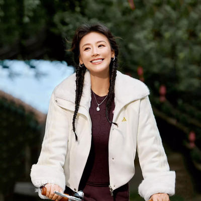 阿迪达斯外套女运动加绒高领夹克