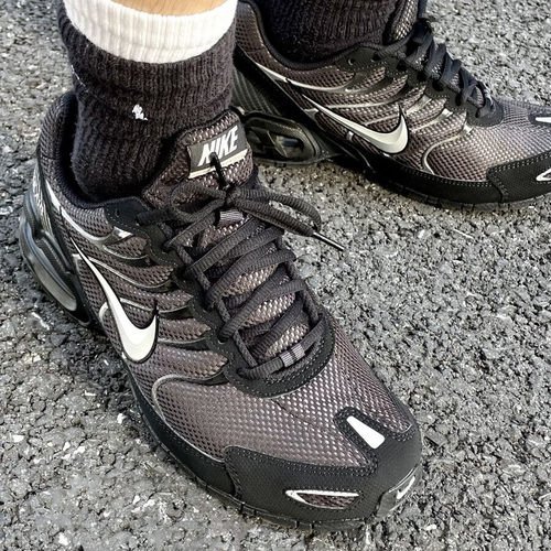 NIKE耐克AIRMAX男子气垫跑步鞋