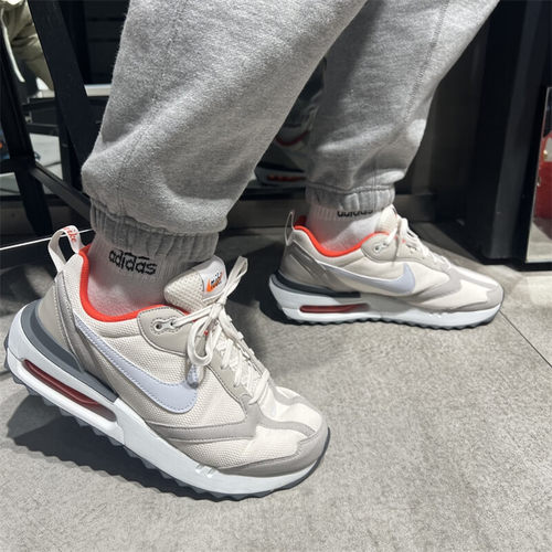 Nike耐克男子运动鞋复古老爹鞋