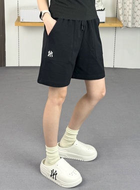 MLB男女25新款NY刺绣小标情侣时尚休闲舒适情侣运动短裤3ASPB1153
