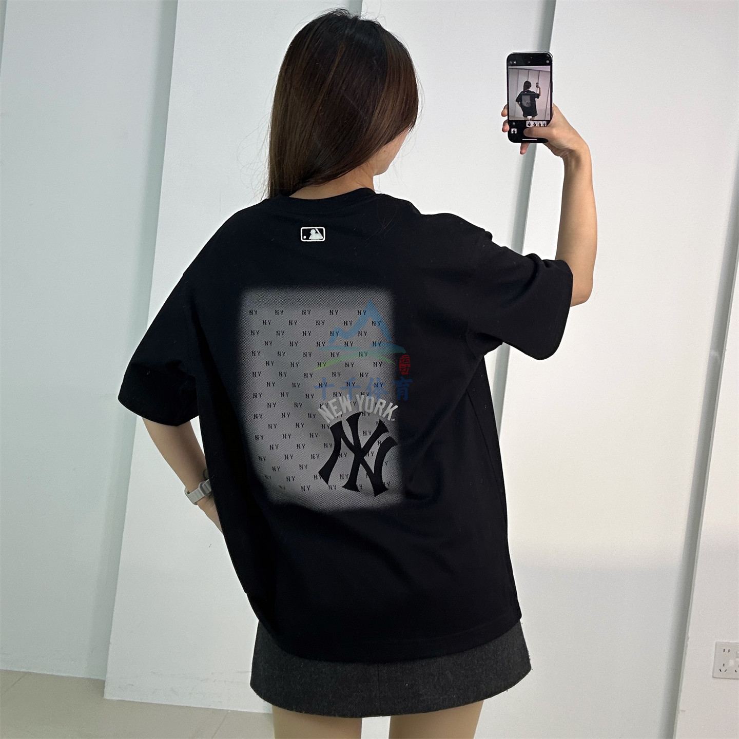 MLB男女2026春季新款情侣后背印花运动休闲透气短袖T恤3ATSM0563