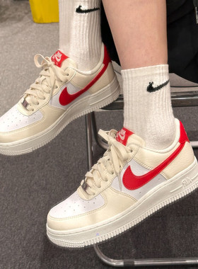 25新款Nike耐克AIR FORCE 1女子空军一号运动鞋胶底板鞋DC9486