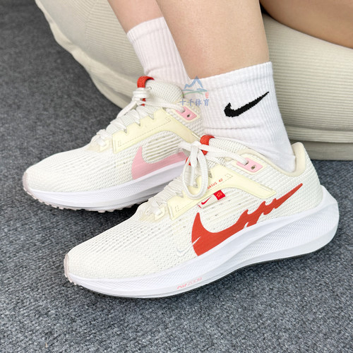 NIKE耐克女飞马40减震运动跑步鞋