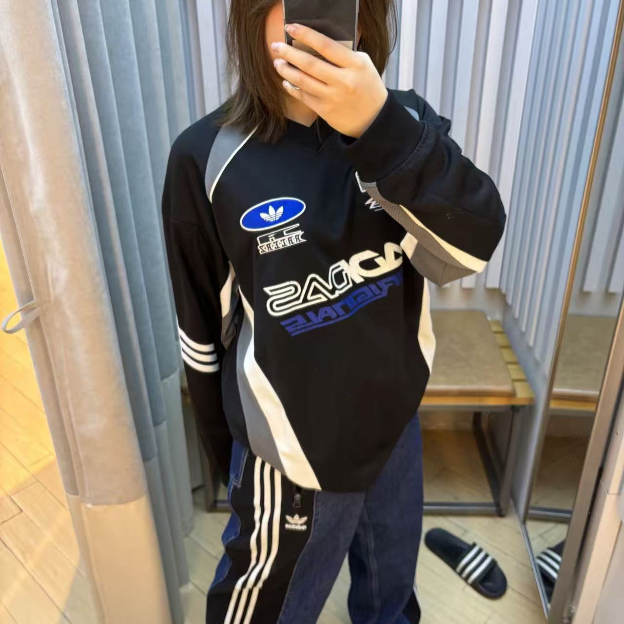 阿迪达斯三叶草赛车风男长袖T恤