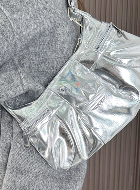 阿迪达斯三叶草女子腋下包休闲包旅游拎包单肩包KC2771/KF4485